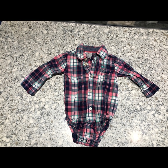 Button down - Picture 1 of 1